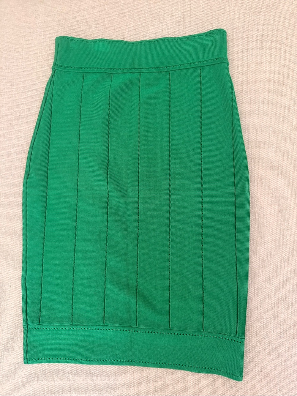 Carolina Herrera Emerald Green Bandage Pencil Skirt - Picture 2 of 5
